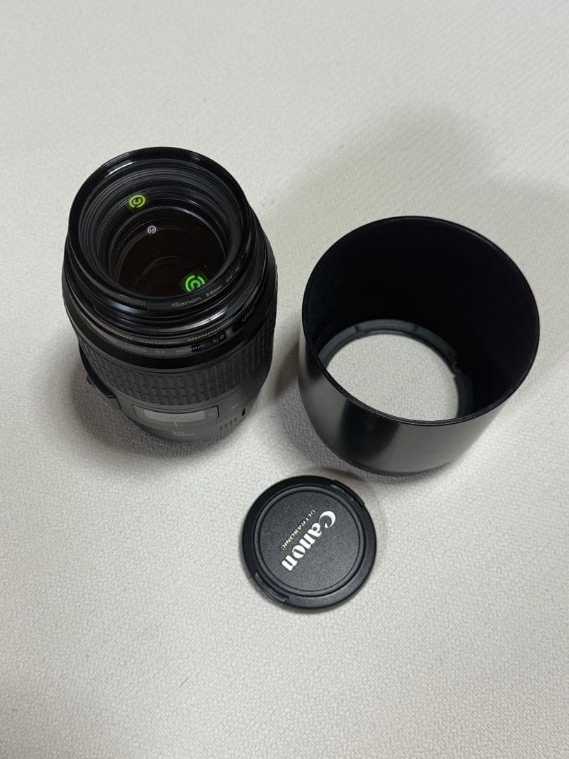 Canon EF 100mm f/2.8 マクロ　USM レンズ ET-67付き