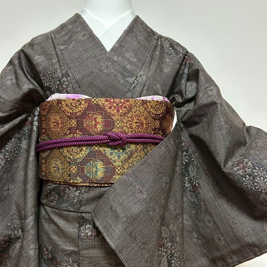 u*8様 モ40 新品　美品　袷　正絹　大島紬　フルセット 証紙付き