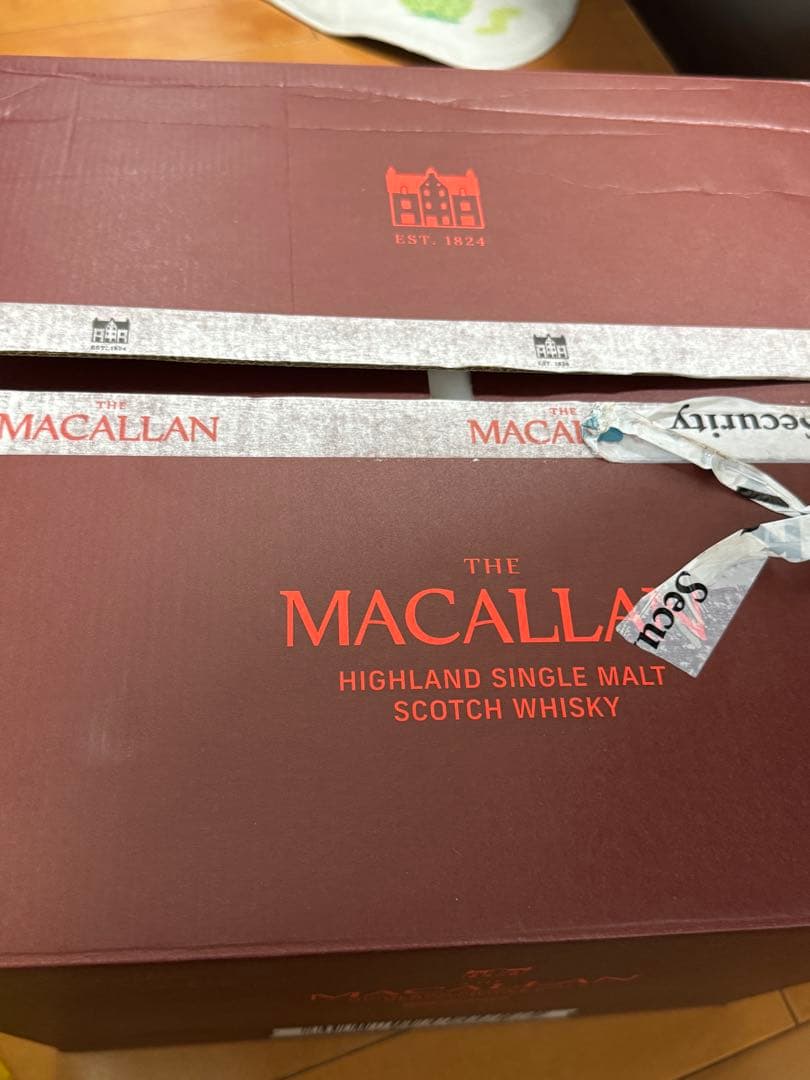 マッカラン200周年限定ボトル700ml x3本セット本箱付　MACALLAN