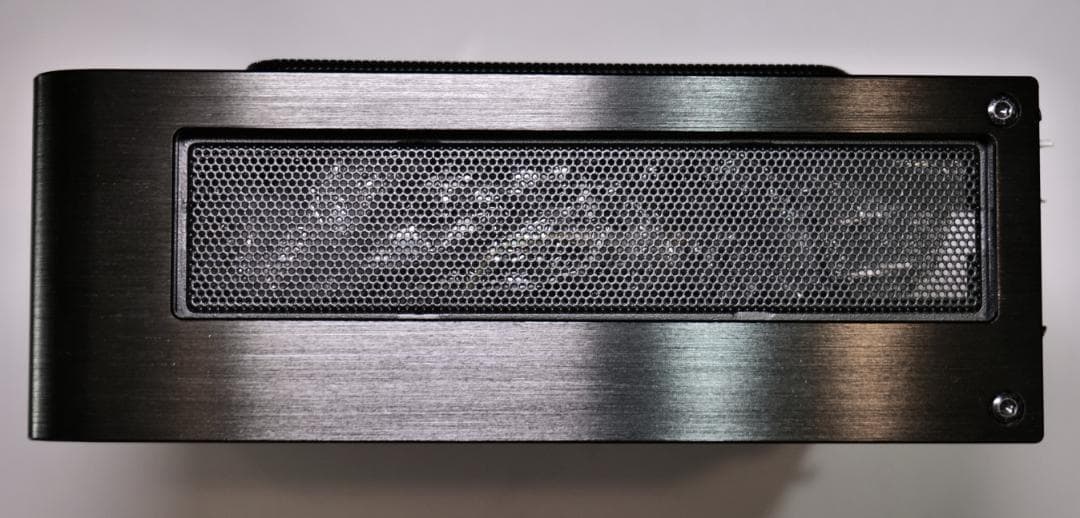 中古 IN WIN IW-BQ696S Chopin ITX PCケース