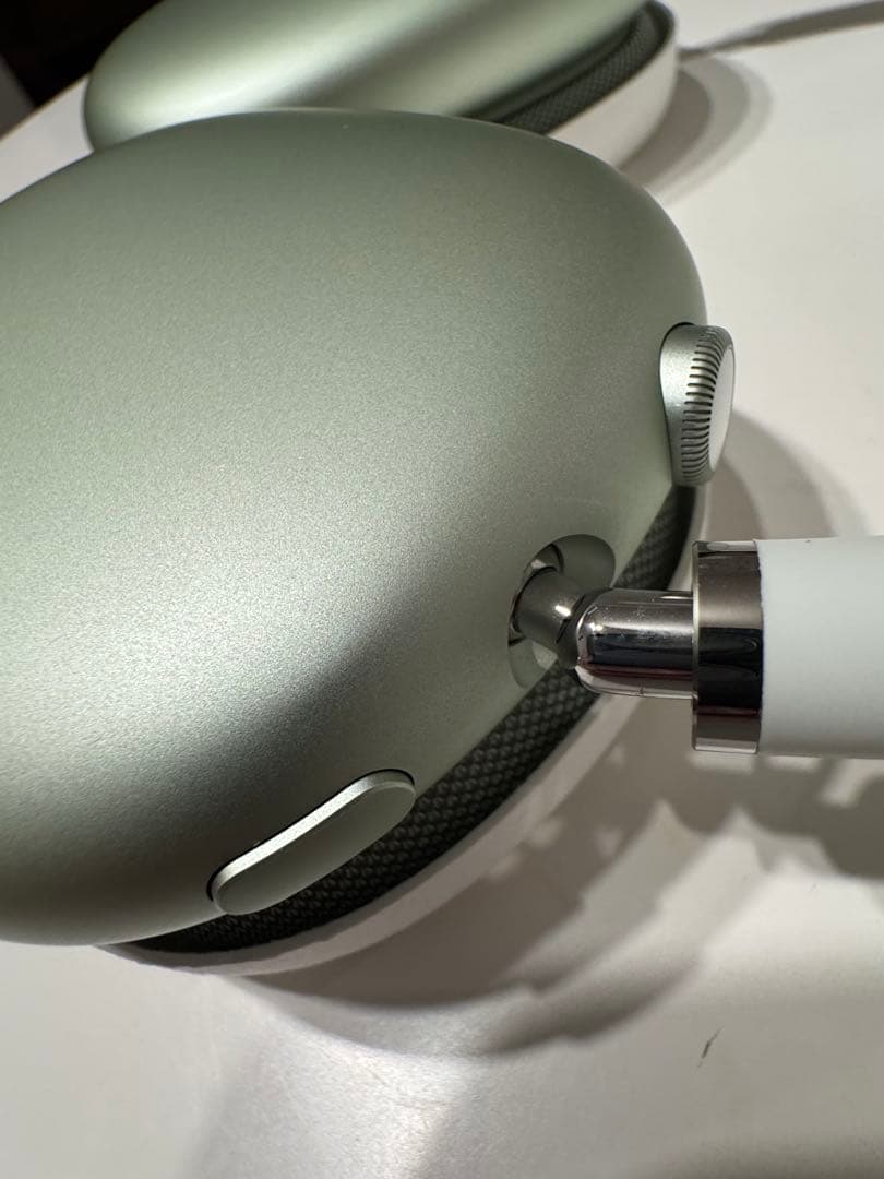 Apple AirPods Max ミッドナイトグリーン