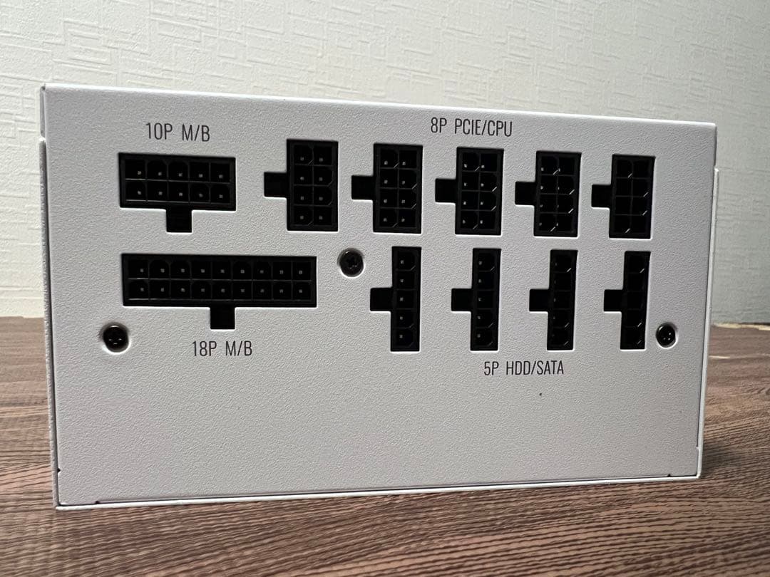 電源ユニット Cooler Master V850 GOLD V2 WHITE EDITION