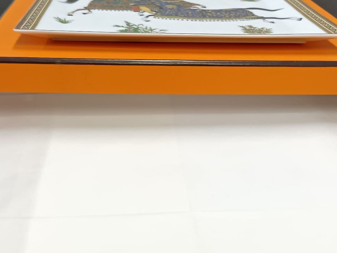 476 HERMES エルメス 馬のデザイン 装飾皿