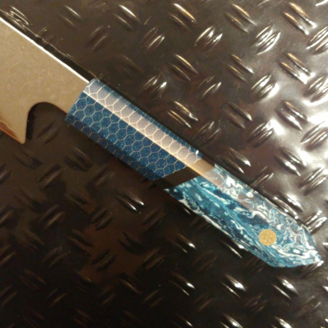 V金10号　ダマスカス包丁　ハニカム模様　ブルー柄　剣型　牛刀　三徳