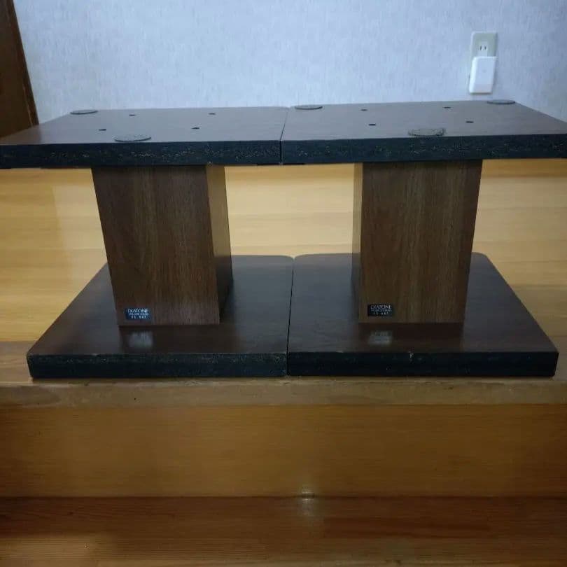 DIATONE　スピーカースタンドDK-66Zペア