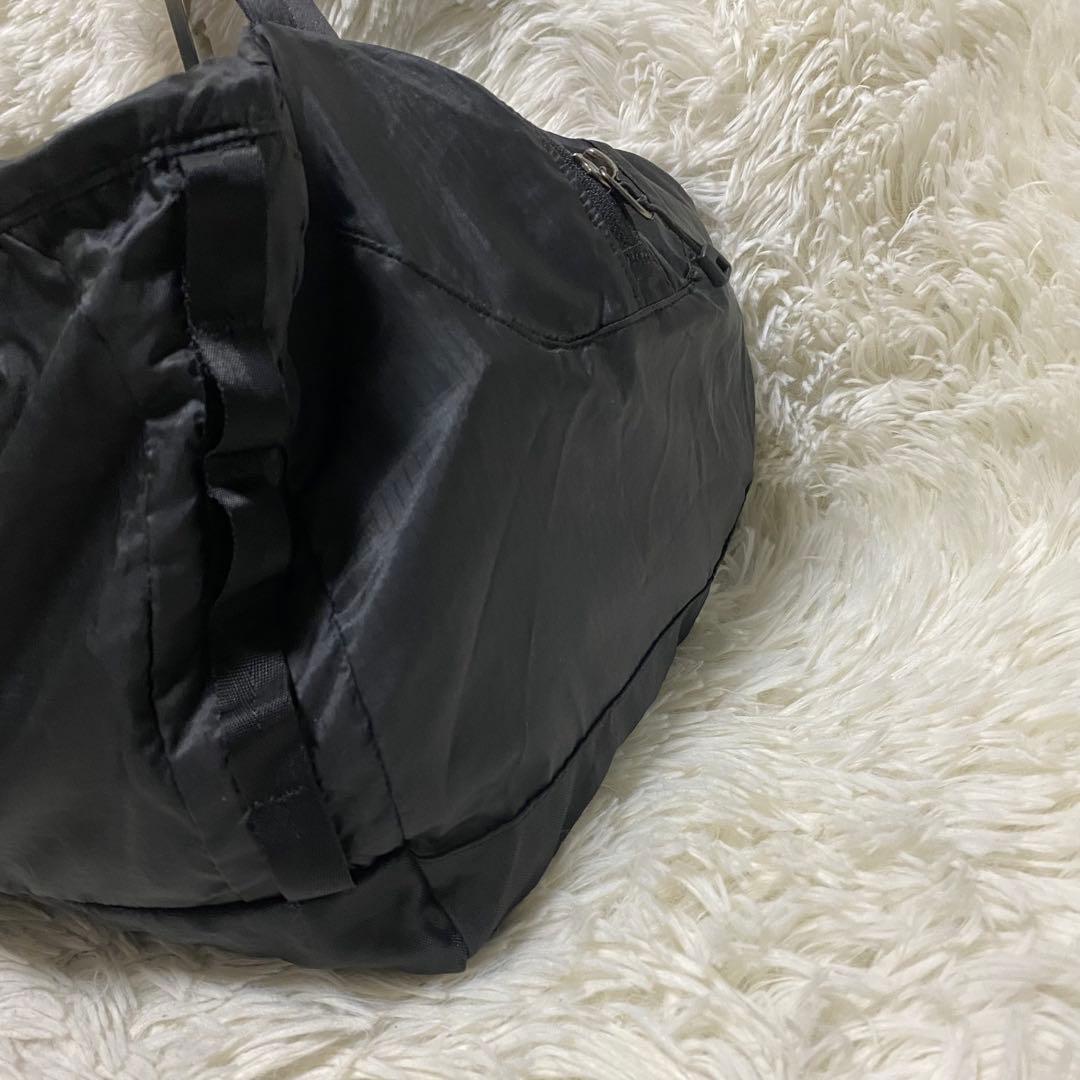 廃盤品　パタゴニア　ライトウェイト　トラベル　ダッフル　バック　黒　パッカブル