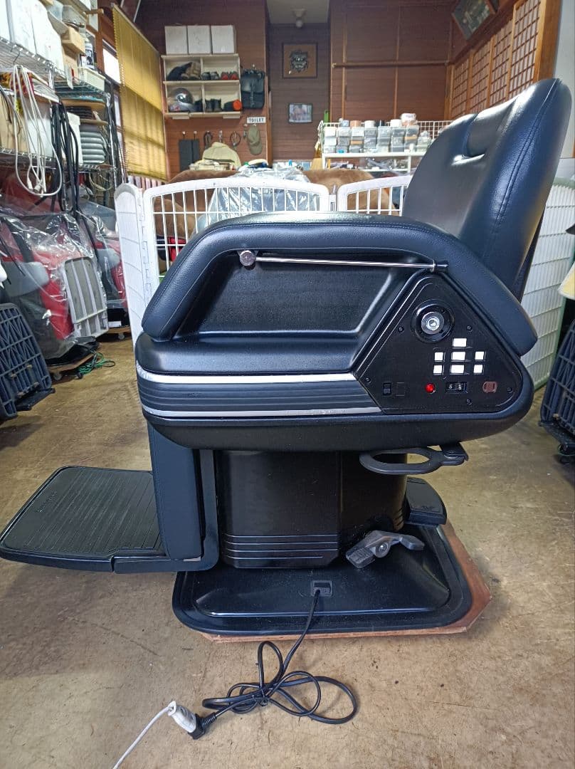 理容機器　新明和ＢＣ―１４３０