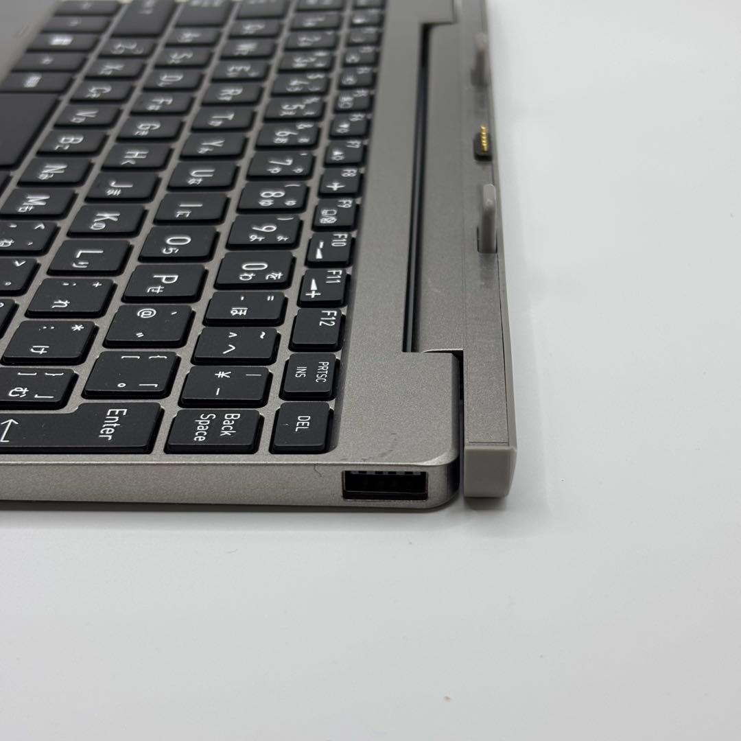 東芝 dynabook K60FS 2in1 メモリ8GB/ストレージ128GB