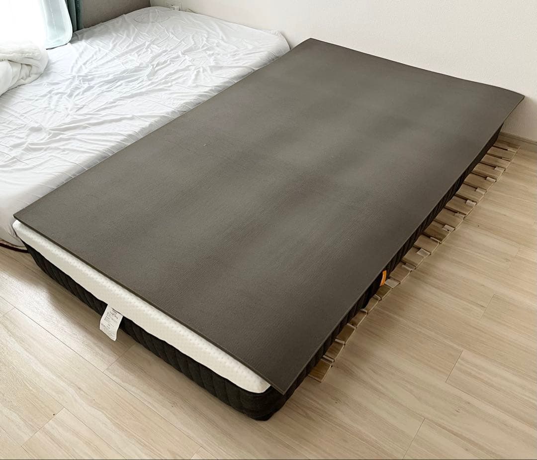 【美品】エマスリープ　マットレス V2 セミダブル　プロテクター付