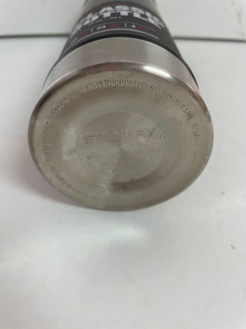 【664】supreme Stanley 20 oz Bottle 新品 タグ付