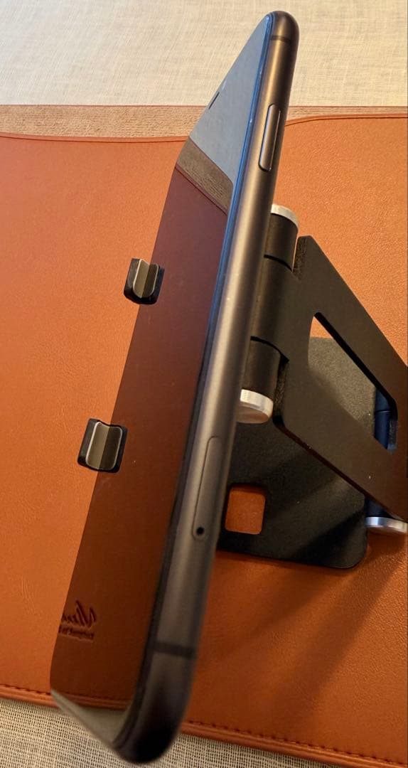 Apple iPhone 11 ブラック 6.1インチ