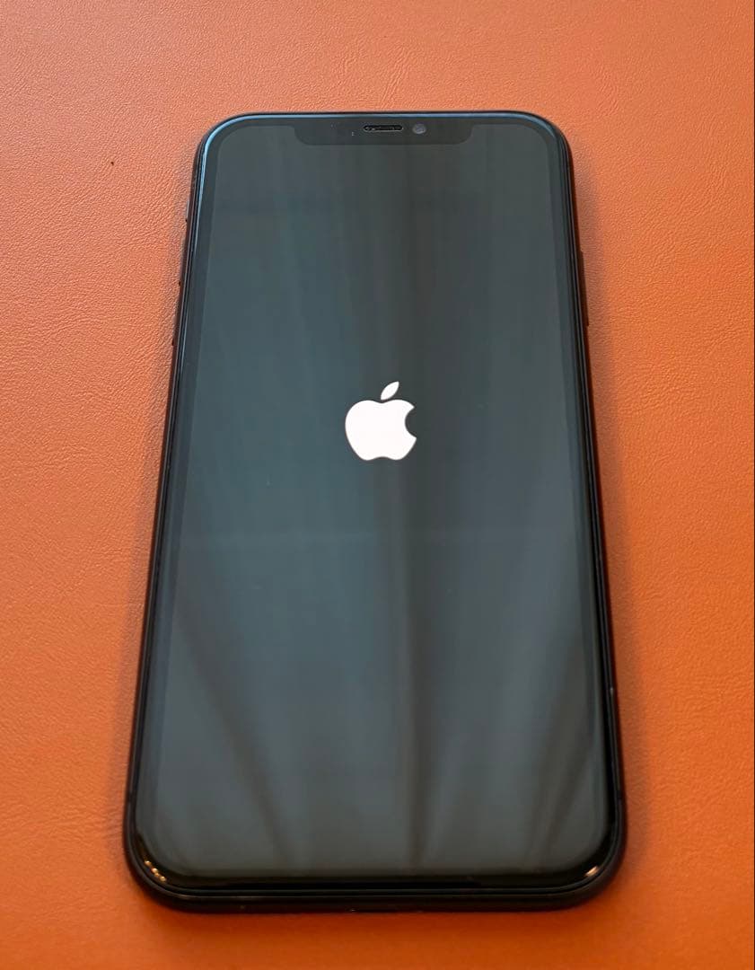 Apple iPhone 11 ブラック 6.1インチ