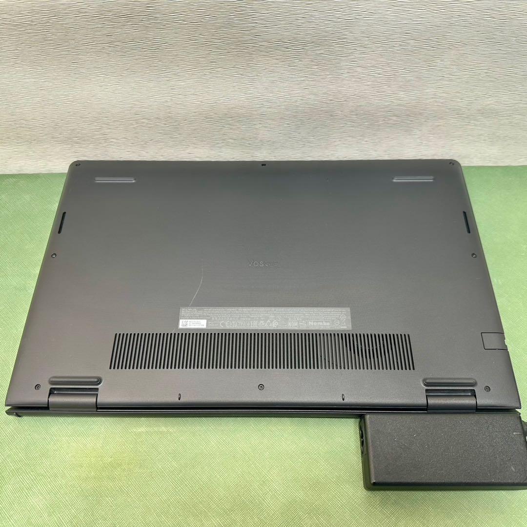 Windowsノート本体 DELL Vostro 3520 Core i3 8GB 256GB SSD