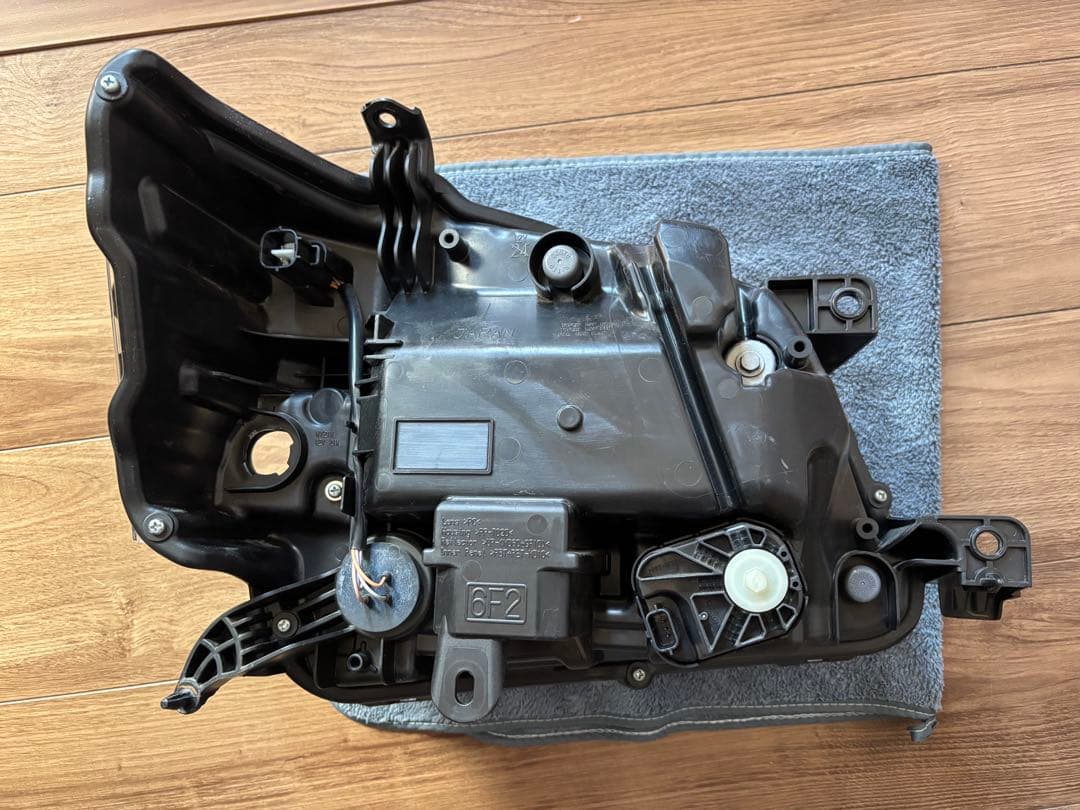 S321ハイゼット　LEDヘッドライト左です