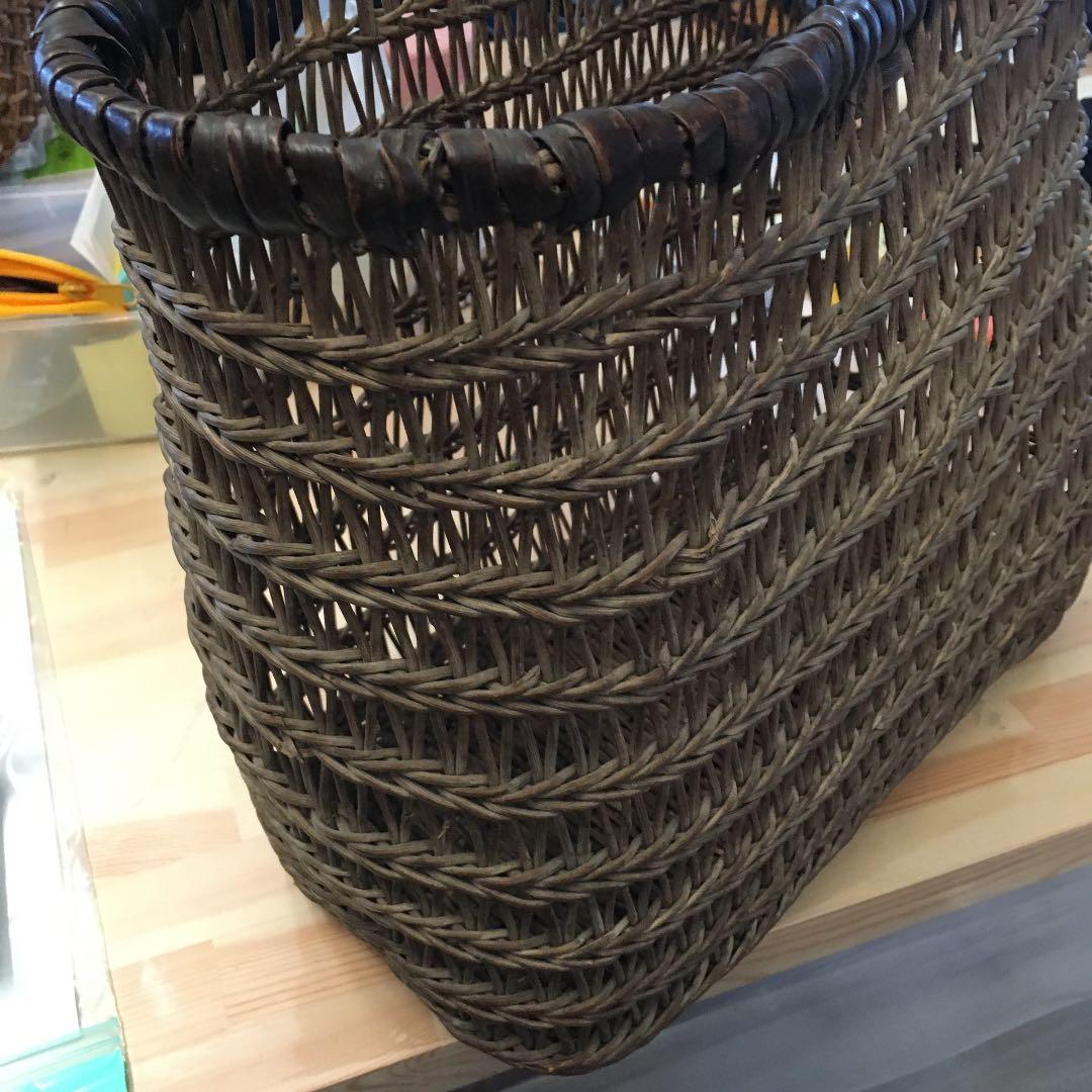 籐のかご(古いもの)