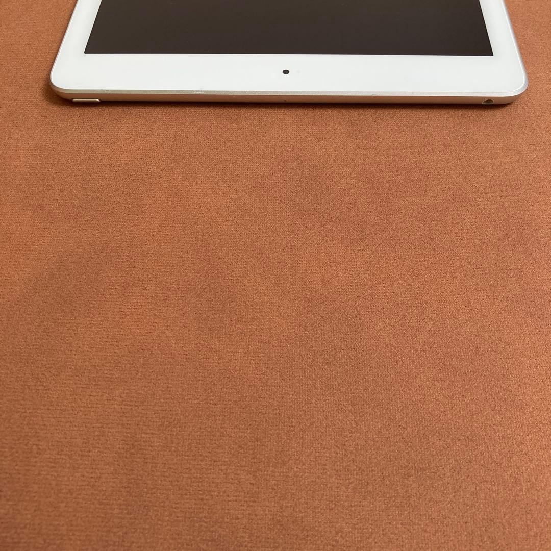 9932 電池最良好 iPad5 第5世代 32GB WIFIモデル