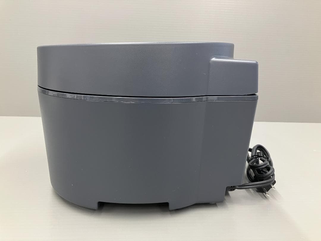 アイリスオーヤマ 炊飯器 RC-ISA30AZ-HA 2023年製