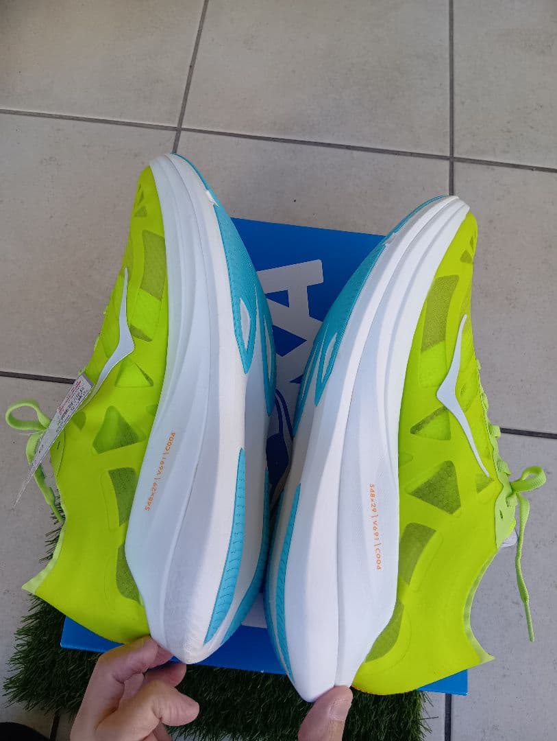 写真追加(未使用)ＨＯＫＡ ROCKETX2 28.0cm ホカ　ロケットX2