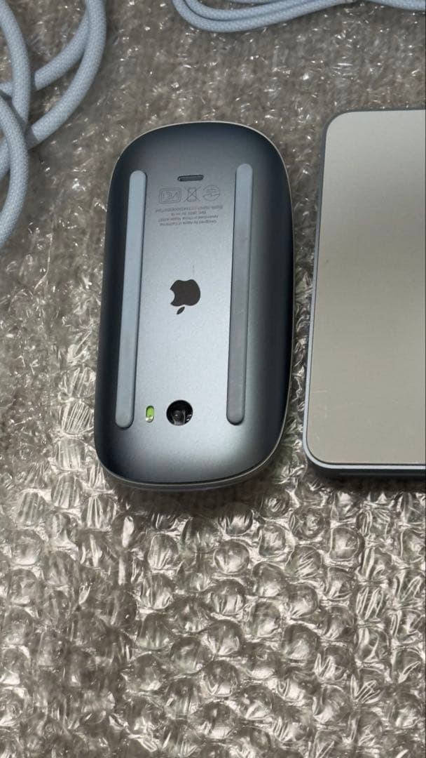 美品iMac 2023 24インチ M3チップ 24GBメモリ 1TBSSD