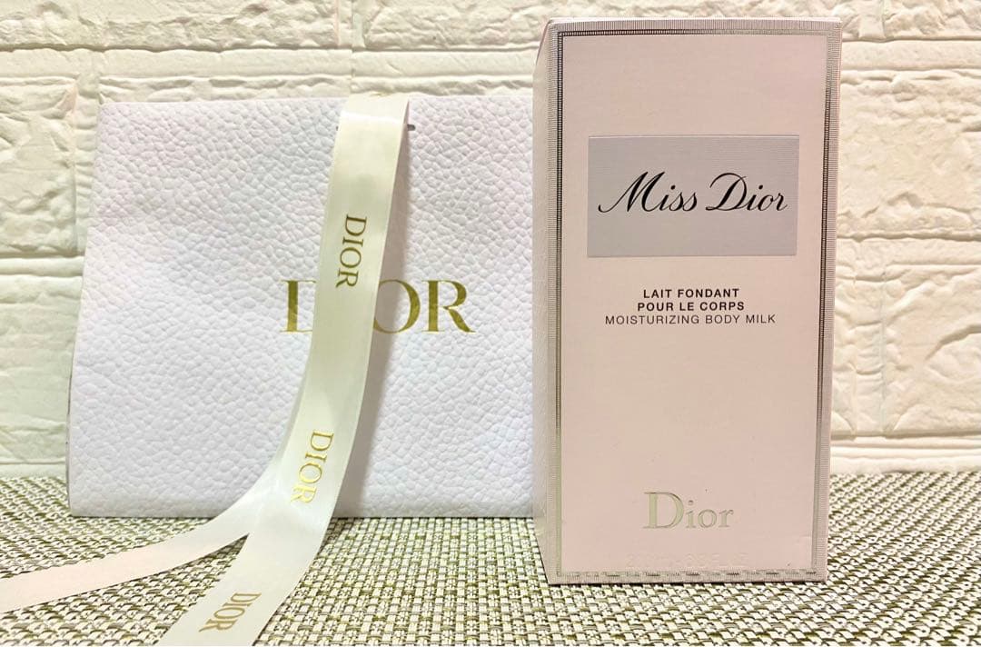 ディオール ミスディオール　ボディ ミルク 200ml　Miss Dior