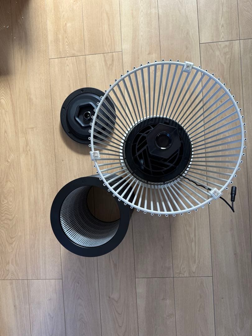 おしゃれ❗️±0 プラスマイナスゼロ 空気清浄機 XQH-C030(W)