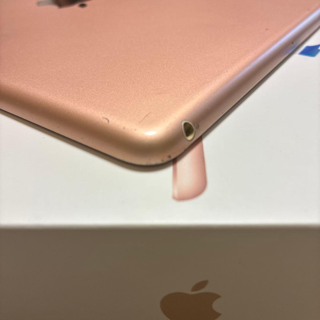 iPad (第7世代) Wi-Fiモデル 10.2インチ 32GB ゴールド