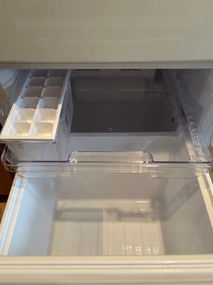 SHARP 冷凍冷蔵庫 SJ-15E9 152L 2022年製