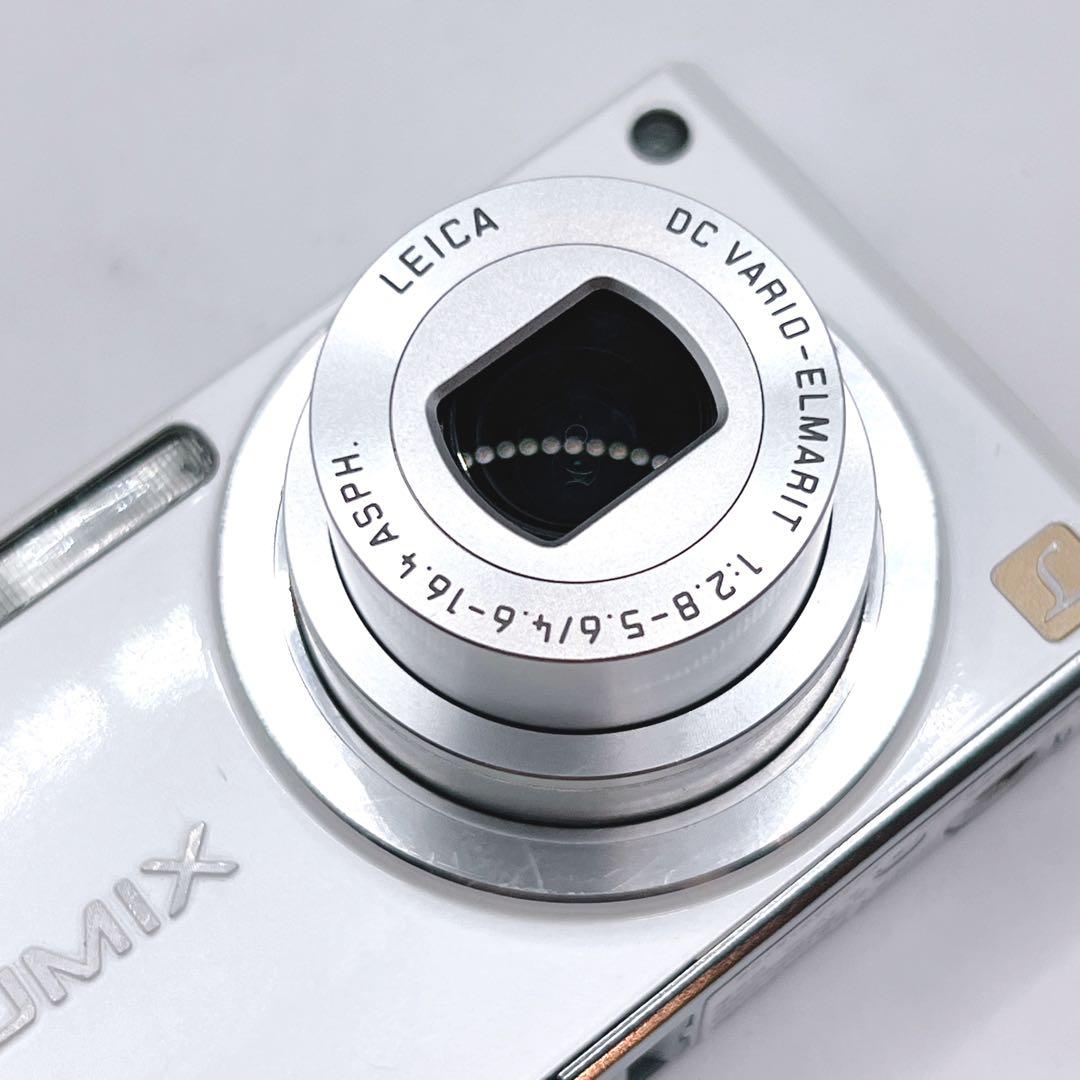 【良品】Panasonic LUMIX DMC-FX33　ホワイト
