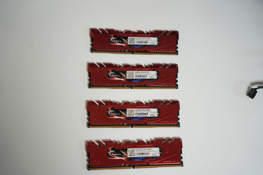 G.Skill 8G×4枚合計32GB DDR4メモリ