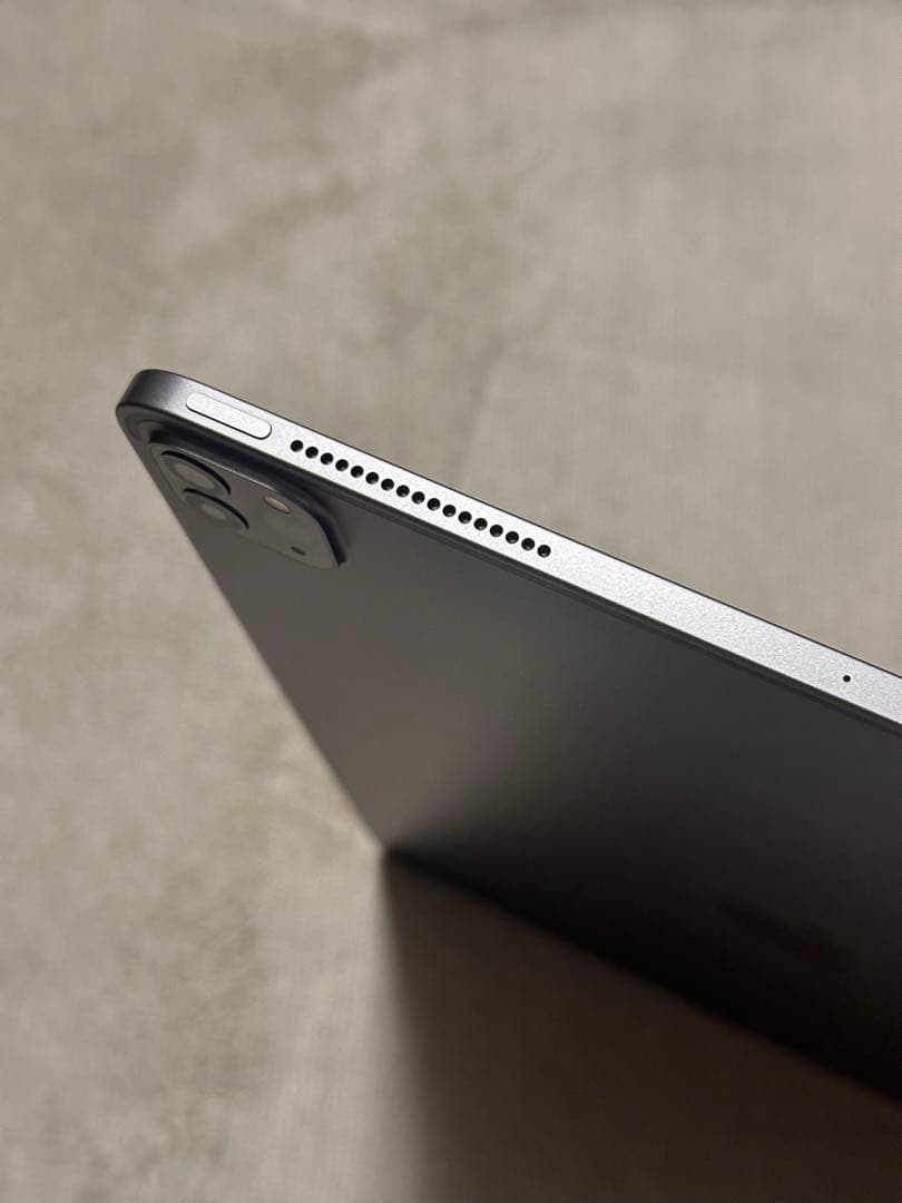 iPad Pro Wi-Fiモデル　第4世代　1TB 12.9インチ　おまけ付き