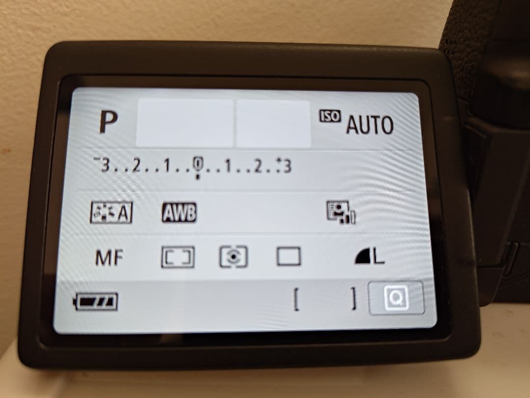 Canon EOS Kiss X8i 本体 + レンズ2本