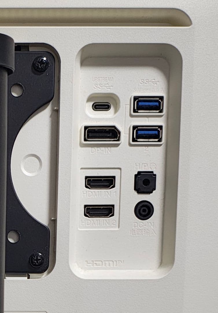 LG 27型 IPS 4K UHD 27UP550 2021年製