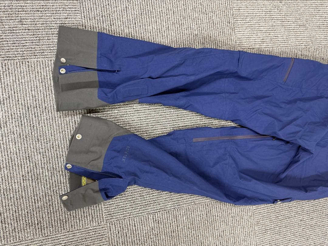 BLACK CROWSブラッククロウズSKI 上下ウェア