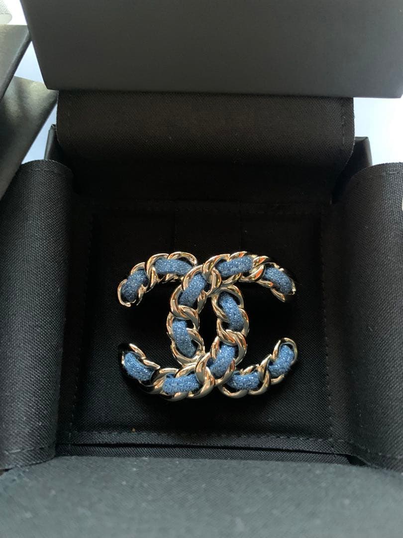CHANEL シャネル　デニムブローチ　ココマーク　シルバー