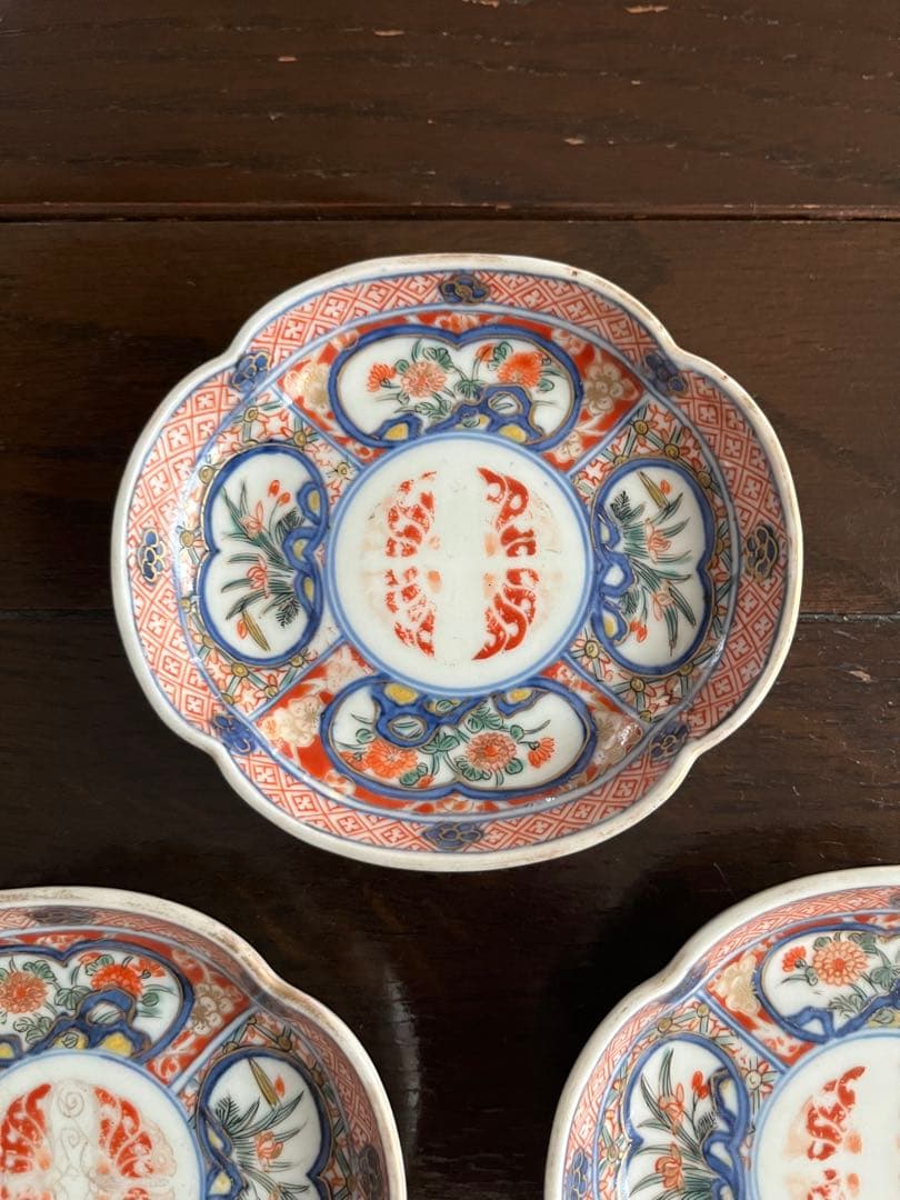 最上手　希少　古伊万里　江戸中期享保〜宝暦年間　豆皿　三枚揃　木瓜形　蝶菊水仙