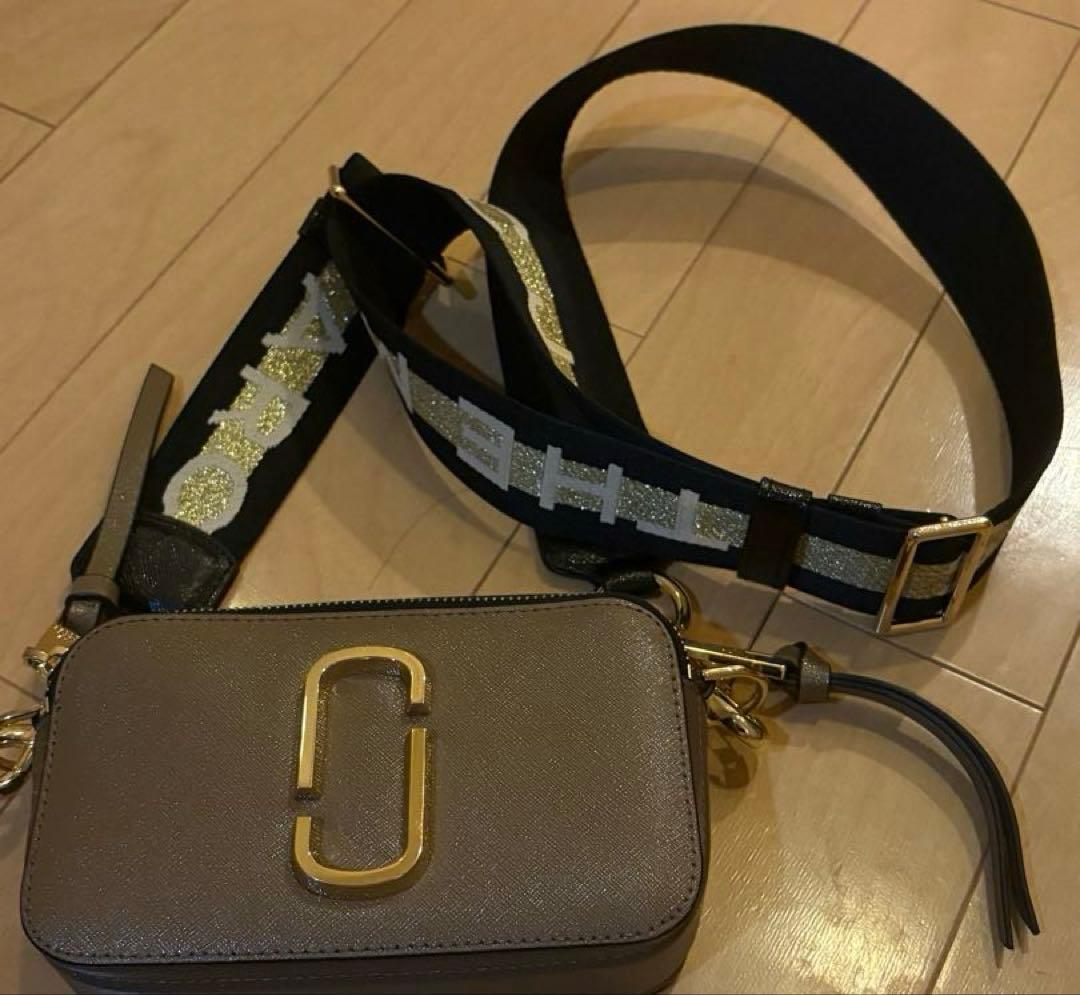 今だけセール‼️今日処分‼️結構綺麗】 MARC JACOBS スナップショット