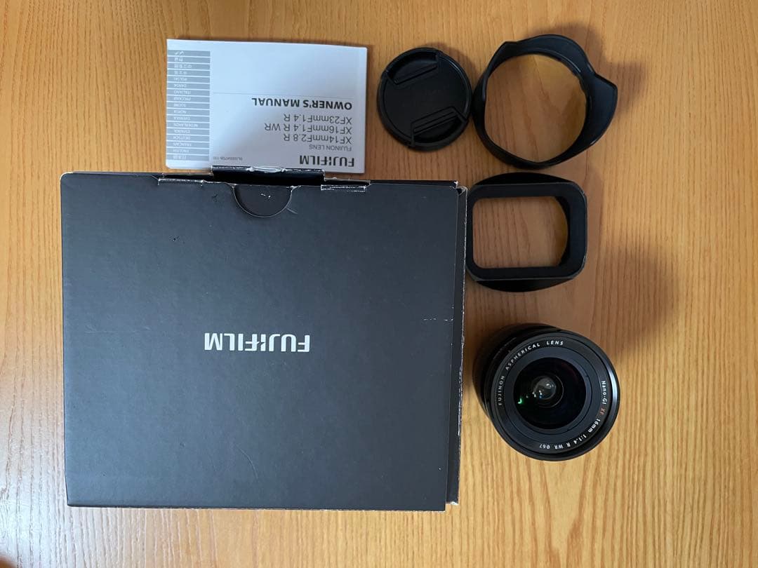 Fujifilm XF16mmF1.4 R WR レンズ（おまけ付き）