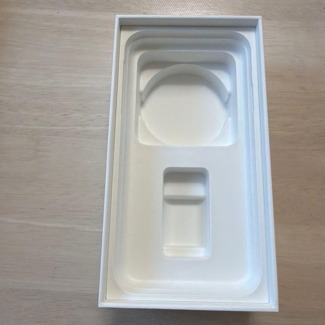 Apple iPhone XR 64GB ホワイト 本体　SIMフリー