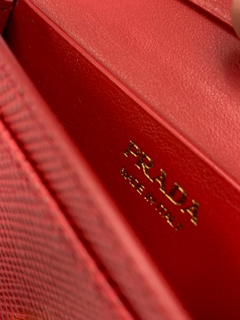 プラダ PRADA カードケース 名刺入れ 赤 レッド