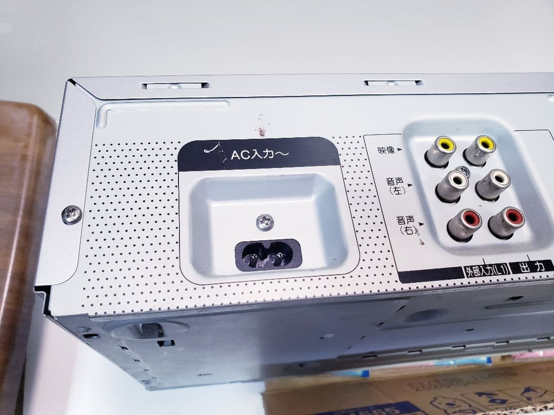 パナソニック VHS ビデオデッキ NV-HV710YG