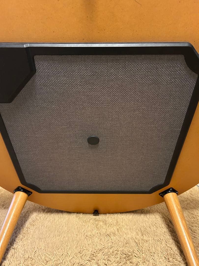 ニトリ　円形フラットヒーター　105センチ