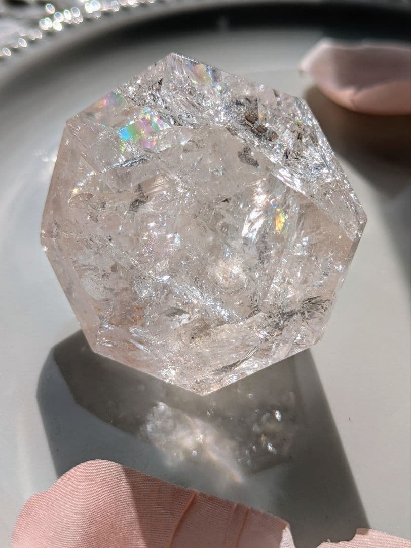 ♡ピンクアゼツライト（通称） ピンククリアクォーツ♡　 ダイヤカット　虹