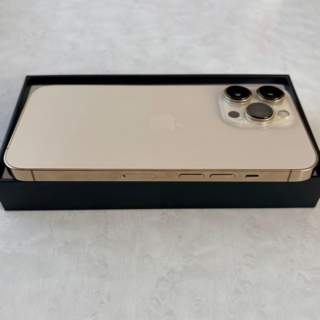 【美品】iPhone13 pro ゴールド 128 GB SIMフリー