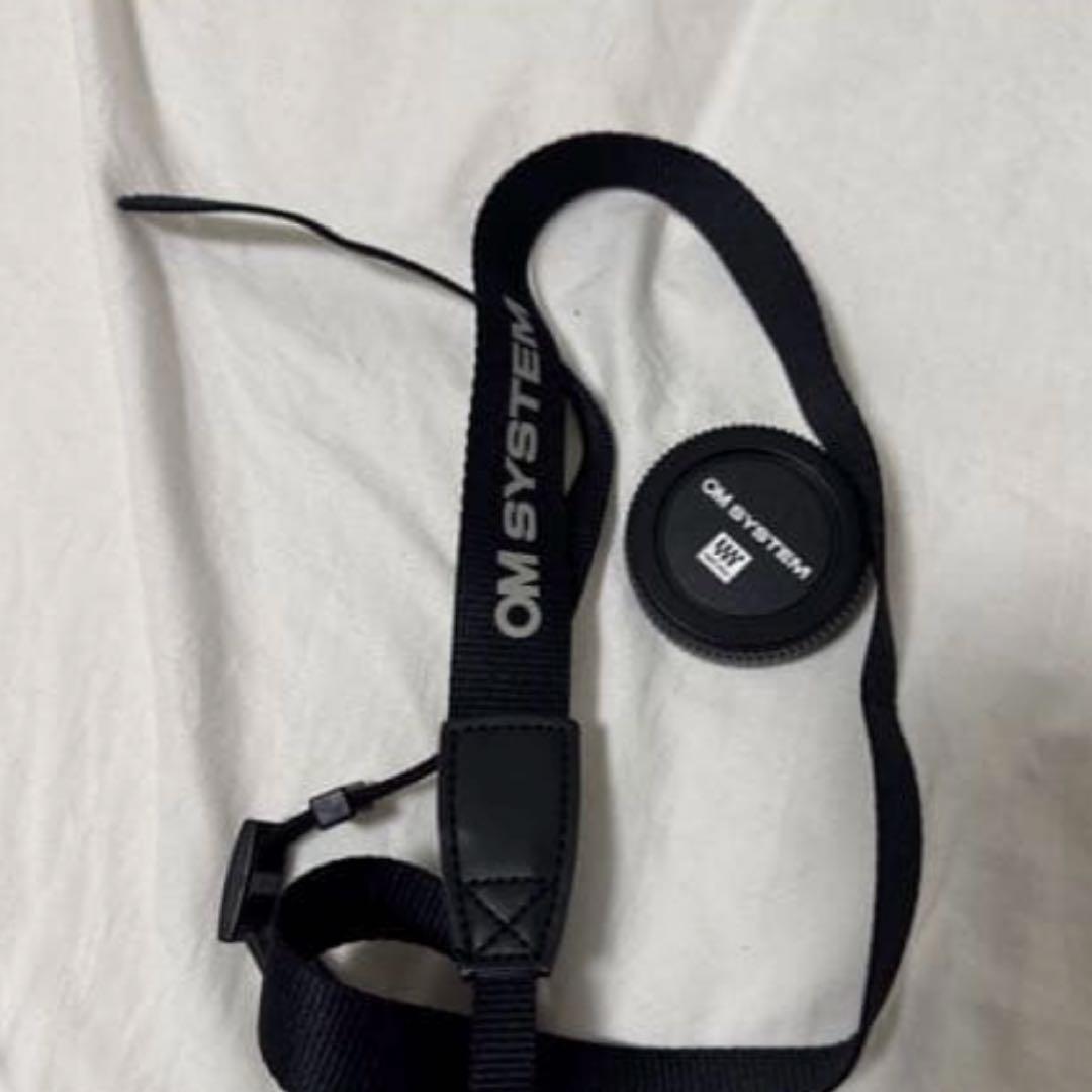 OM SYSTEM OM-5 デジタル一眼レフカメラ　デジカメほぼ新品