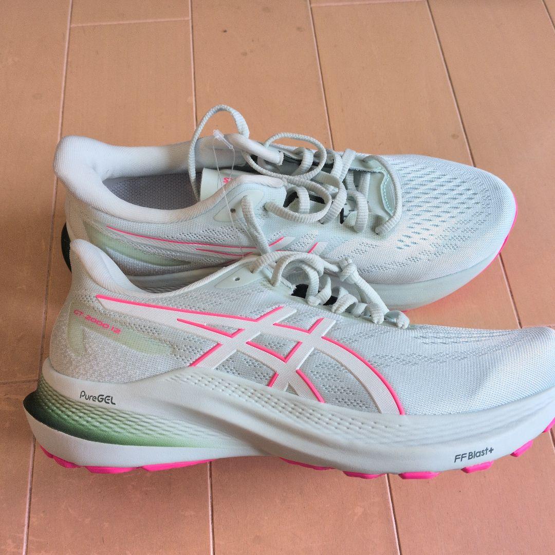 アシックス　ランニングシューズ　 Lady GT-2000　 新品未使用 25