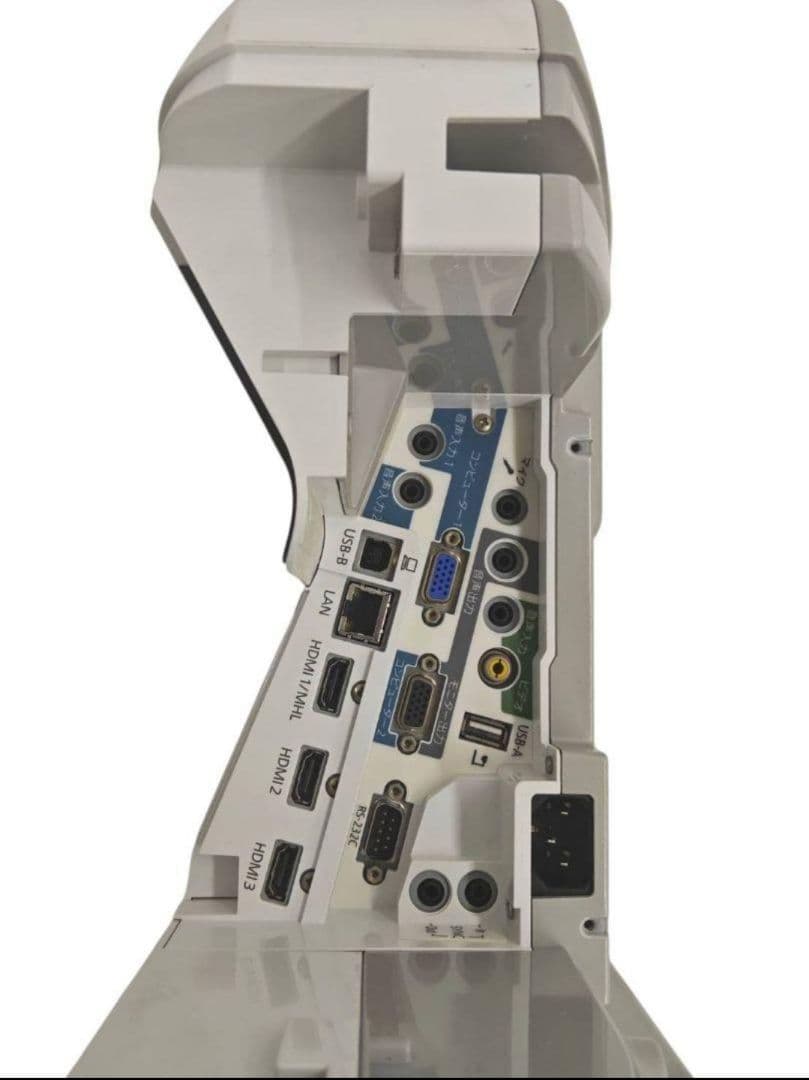 EPSON プロジェクター超短焦点3500lm　EB-685WT　詳細は↓308