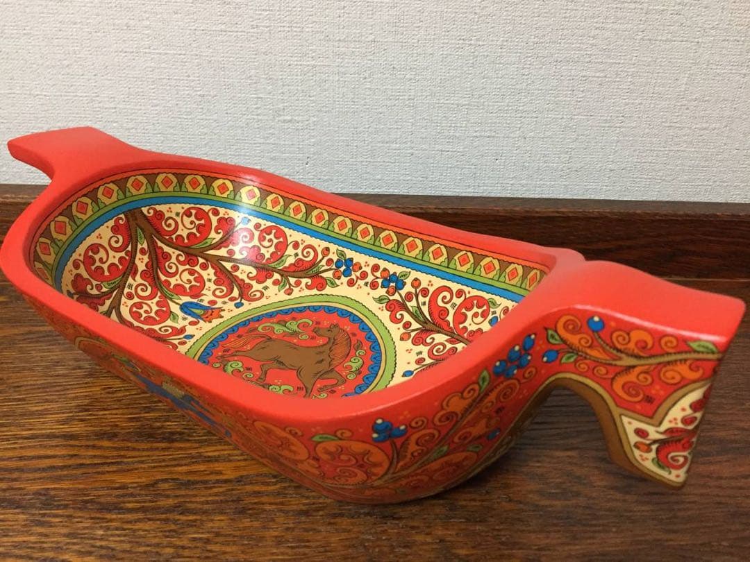 ロシア雑貨☆馬型の飾り皿 縁起物 アルハンゲリスク オリガ作 マトリョーシカ