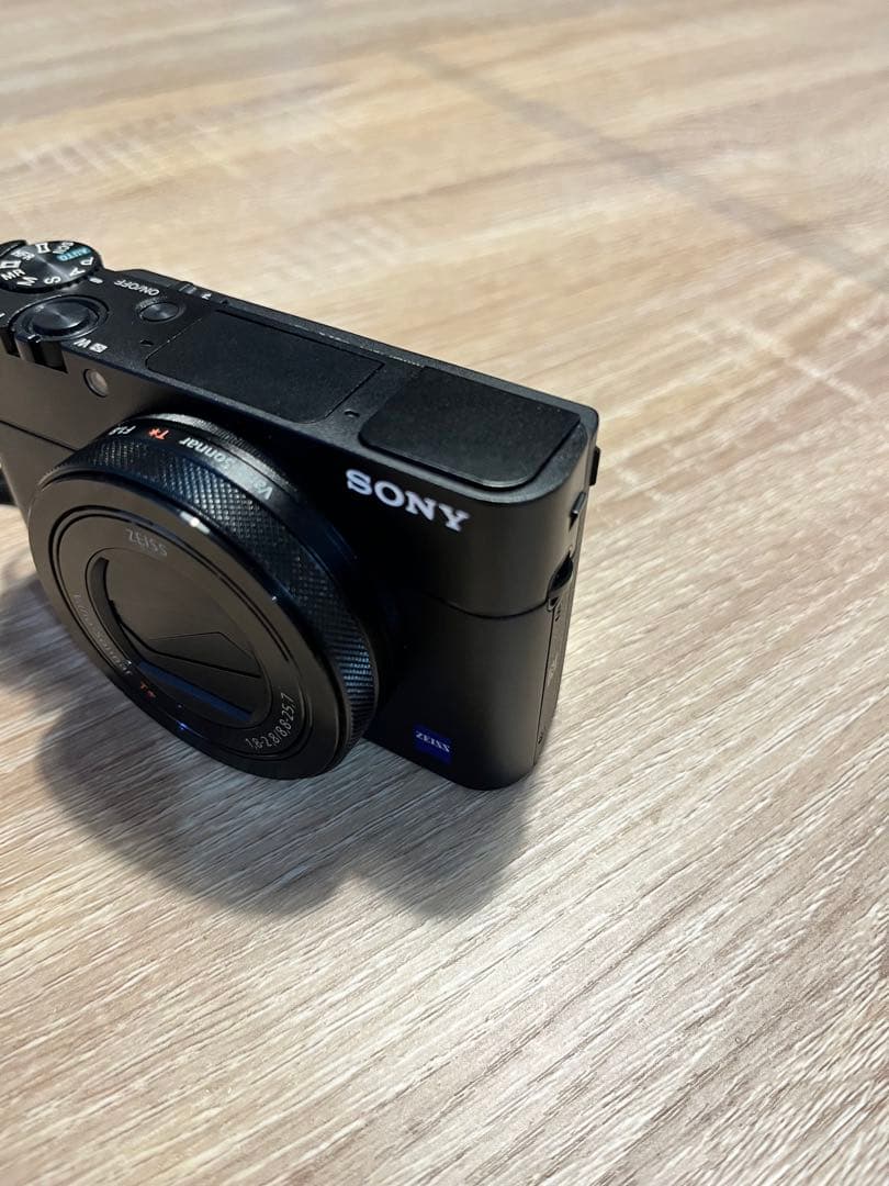 値下げしました！　Cyber-shot DSC-RX100M5A