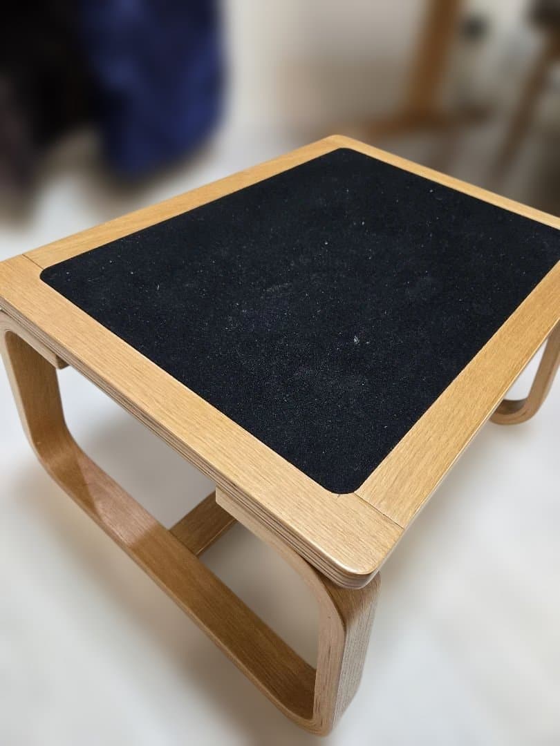 無印良品　オーク材　オットマン　リビングでもダイニングでも使えるベンチ