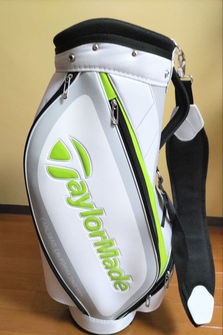 テーラーメイド トゥルーライト キャディバッグ